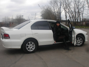 Картинка автомобили авто девушками