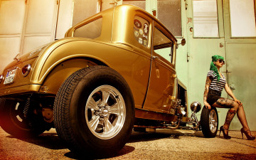 Картинка автомобили авто девушками ретро