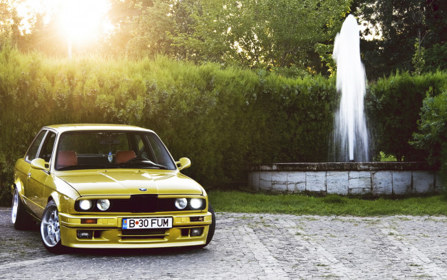 Обои картинки фото bmw, автомобили, бмв, фонтан