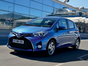 обоя автомобили, toyota, синий, 2014г, hybrid, yaris