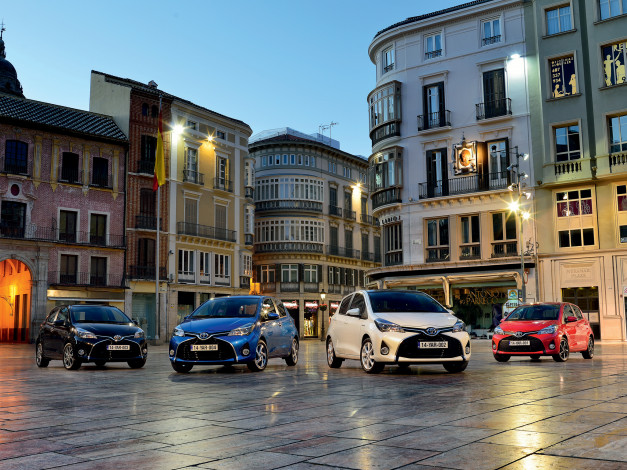 Обои картинки фото автомобили, toyota, yaris, iii