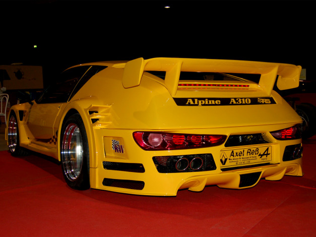 Обои картинки фото автомобили, выставки и уличные фото, renault