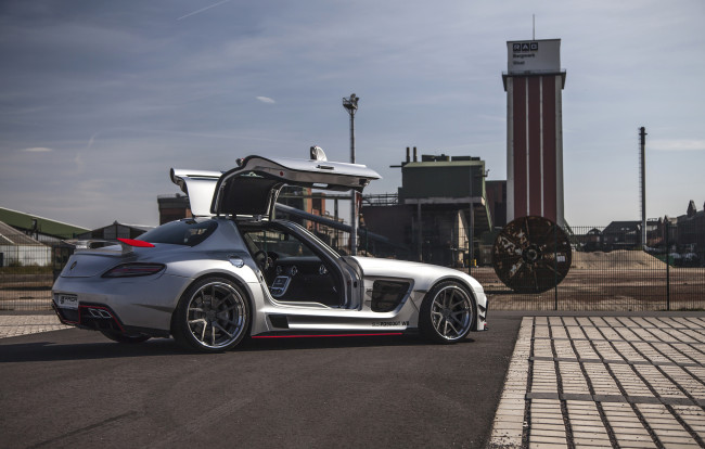 Обои картинки фото 2015 prior design pd900gt ,  mercedes-amg gt, автомобили, mercedes-benz, prior, mercedes, серебристый