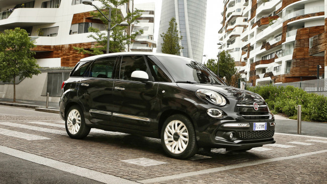 Обои картинки фото fiat 500l wagon 2018, автомобили, fiat, 2018, wagon, 500l