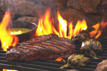 Картинка еда шашлык +барбекю решетка огонь мясо барбекю пламя артишок