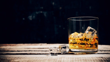 Картинка еда напитки бренди лед