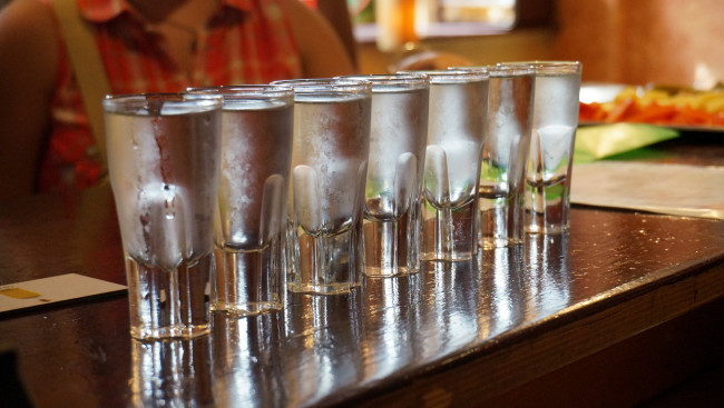 Обои картинки фото еда, напитки, водка