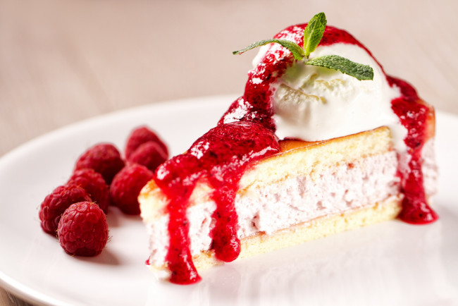 Обои картинки фото еда, пирожные,  кексы,  печенье, малина, пирожное, мята, десерт