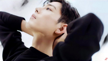 Картинка мужчины xiao+zhan актер лицо свитер