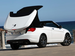 Картинка автомобили lancia flavia