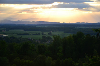 Картинка природа пейзажи горы поля пейзаж