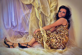 Картинка -Unsort+Брюнетки+Шатенки девушки unsort брюнетки шатенки платье туфли