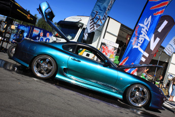 Картинка автомобили toyota supra