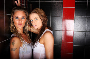 Картинка -Unsort+Группа+девушек девушки unsort группа девушек тату