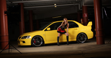 Картинка автомобили авто девушками mitsubishi