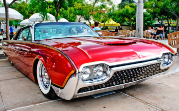 Картинка автомобили выставки уличные фото thunderbird ford