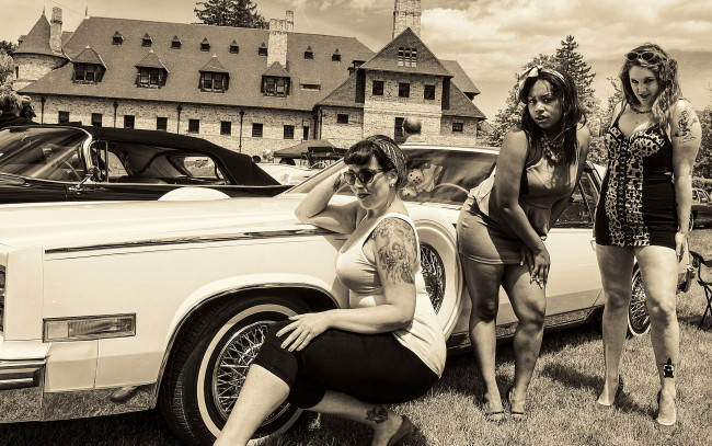 Обои картинки фото автомобили, авто, девушками, cadillac