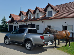 Картинка автомобили mitsubishi double l200 2014г cab