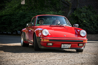 Картинка porsche+911 автомобили porsche автопробег автошоу выставка