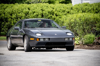 Картинка porsche+928 автомобили porsche автошоу выставка автопробег