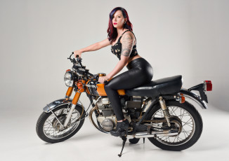 Картинка мотоциклы мото+с+девушкой байк девица