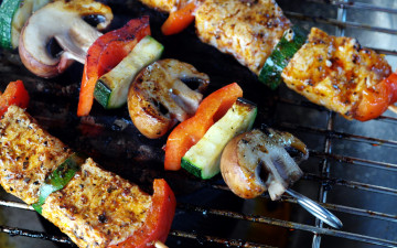 Картинка еда шашлык +барбекю цуккини перец шампиньоны