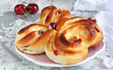 Картинка еда хлеб +выпечка булка выпечка вишня