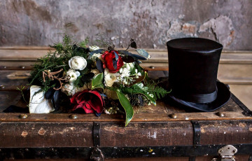 Картинка цветы букеты +композиции чемодан цилиндр