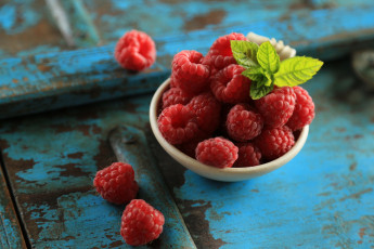 Картинка еда малина листик ягода спелая