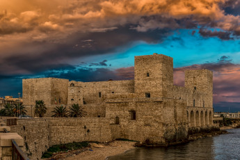 Картинка италия города -+дворцы +замки +крепости вода облака здание