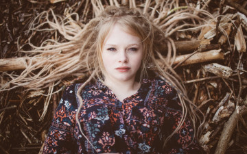 Картинка девушки -unsort+ блондинки взгляд настроение дреды лицо волосы