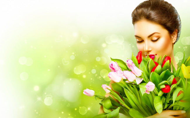 Обои картинки фото девушки, -unsort , лица,  портреты, цветы, держит, макияж, боке, красивая, девушка, розовые, блики, букет, фон, красные, шатенка, закрыла, глаза, прическа, тюльпаны