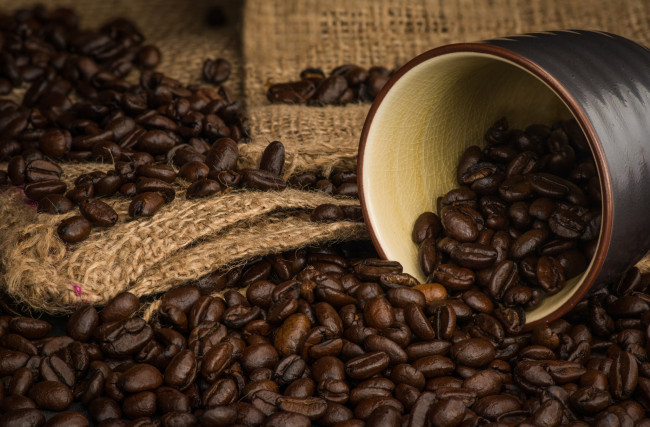Обои картинки фото еда, кофе,  кофейные зёрна, зерна, аромат