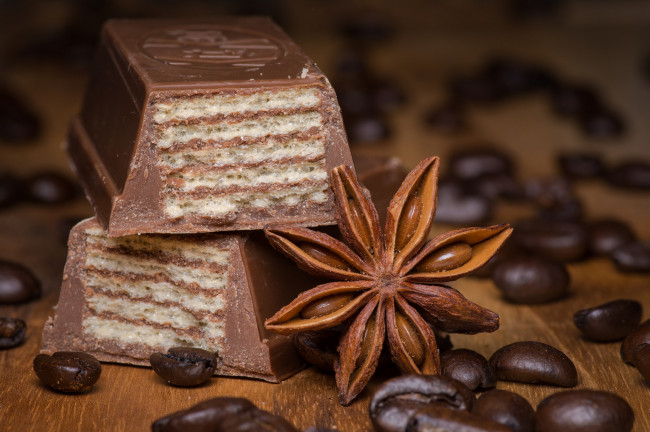 Обои картинки фото еда, конфеты,  шоколад,  сладости, корица, кофе, шоколад, вафли