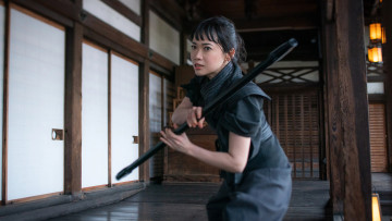 Картинка snake+eyes +g +joe+origins+ +2021+ кино+фильмы +joe+origins фантастика snake eyes g i joe origins фэнтези боевик haruka abe akiko