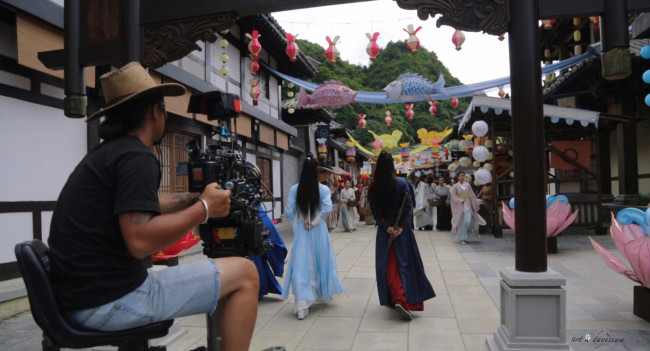 Обои картинки фото разное, знаменитости, ван, ибо, сяо, чжан, съемки, люди, костюмы