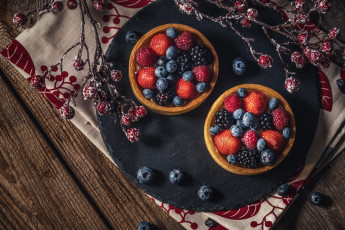 Картинка еда пирожные +кексы +печенье ягоды