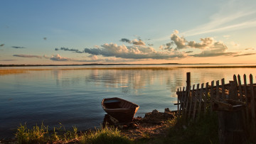 Картинка корабли лодки шлюпки облака забор озеро
