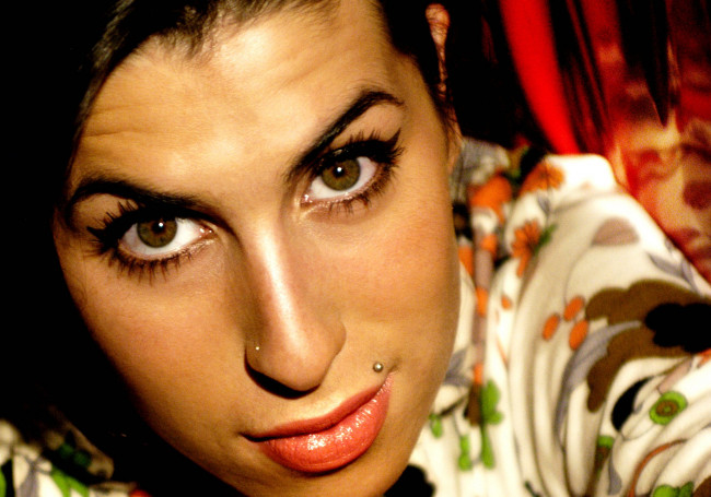 Обои картинки фото музыка, amy, winehouse