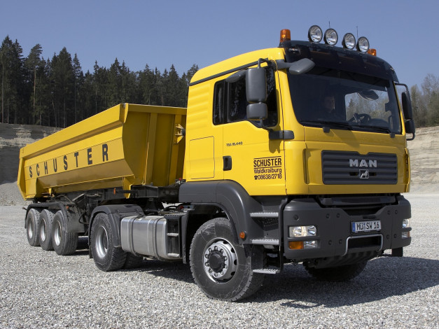 Обои картинки фото автомобили, man