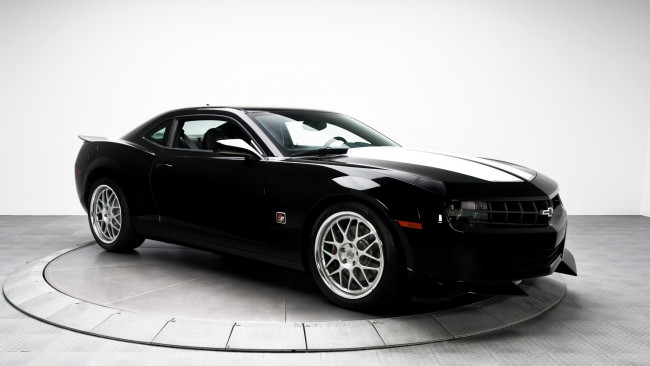 Обои картинки фото chevrolet, camaro, автомобили, gm, division, культовый, легковой, автомобиль, сша