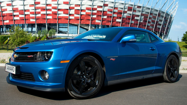 Обои картинки фото chevrolet, camaro, автомобили, gm, division, культовый, легковой, автомобиль, сша