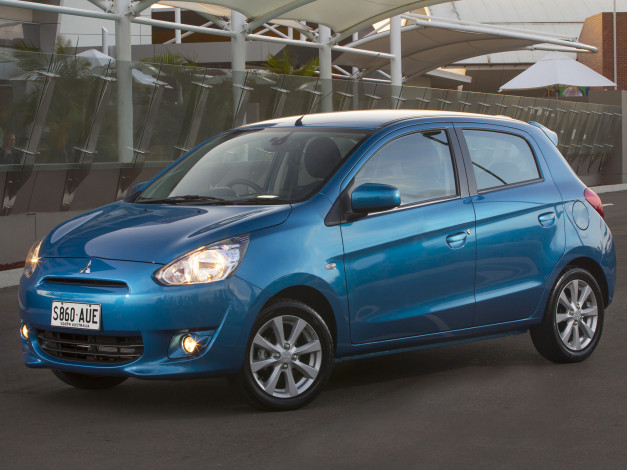 Обои картинки фото автомобили, mitsubishi, синий, 2013г, au-spec, mirage