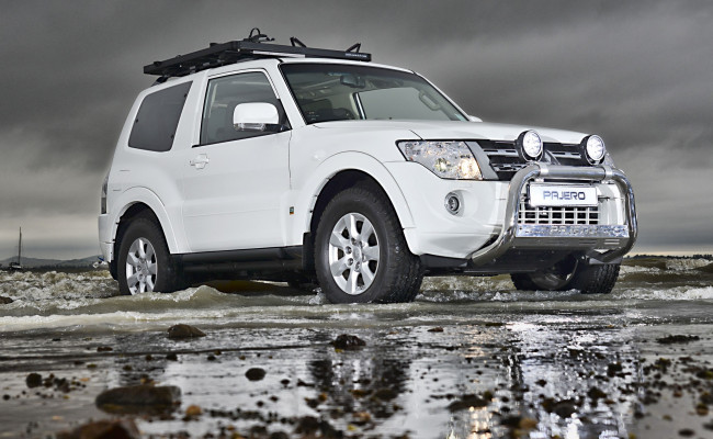 Обои картинки фото mitsubishi, автомобили, pajero