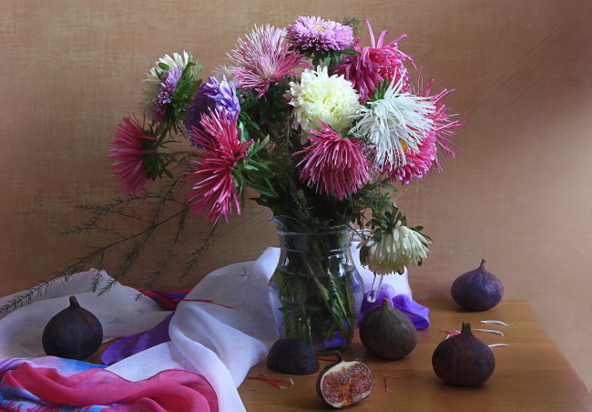 Обои картинки фото цветы, астры, букет, инжир