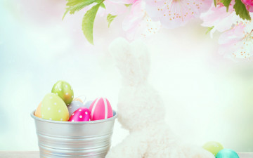 Картинка праздничные пасха цветы крашенки ведро игрушки праздник ветка