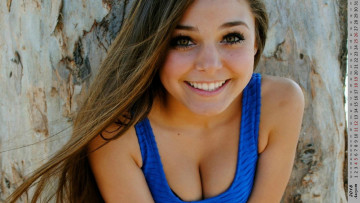 Картинка календари девушки взгляд лицо улыбка