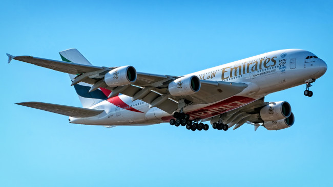 Обои картинки фото авиация, пассажирские самолёты, авиалайнер