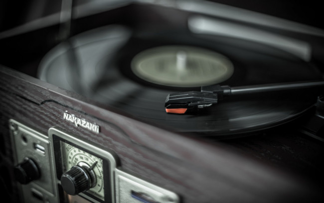 Обои картинки фото музыка, -другое, проигрыватель, пластинка