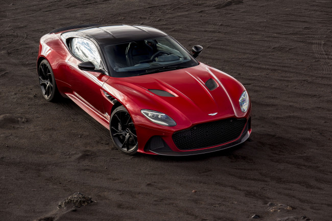 Обои картинки фото aston martin dbs superleggera,  2019, автомобили, aston martin, купе, астон, мартин, superleggera, dbs, aston, martin, 2019, красный